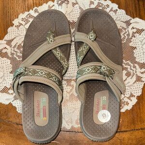 Skechers Women's Brown and Green Sandals